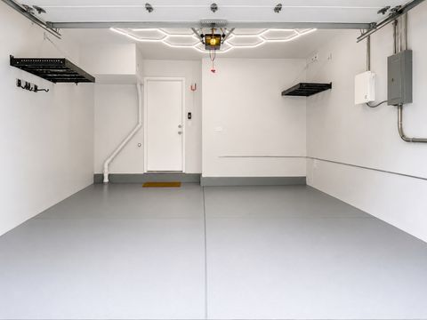 Tiny photo for 4851 N Pulaski Road, Chicago, IL 60630 (MLS # 12665497)