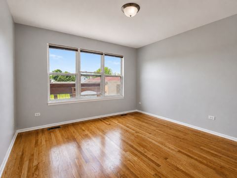 Tiny photo for 4851 N Pulaski Road, Chicago, IL 60630 (MLS # 12665497)