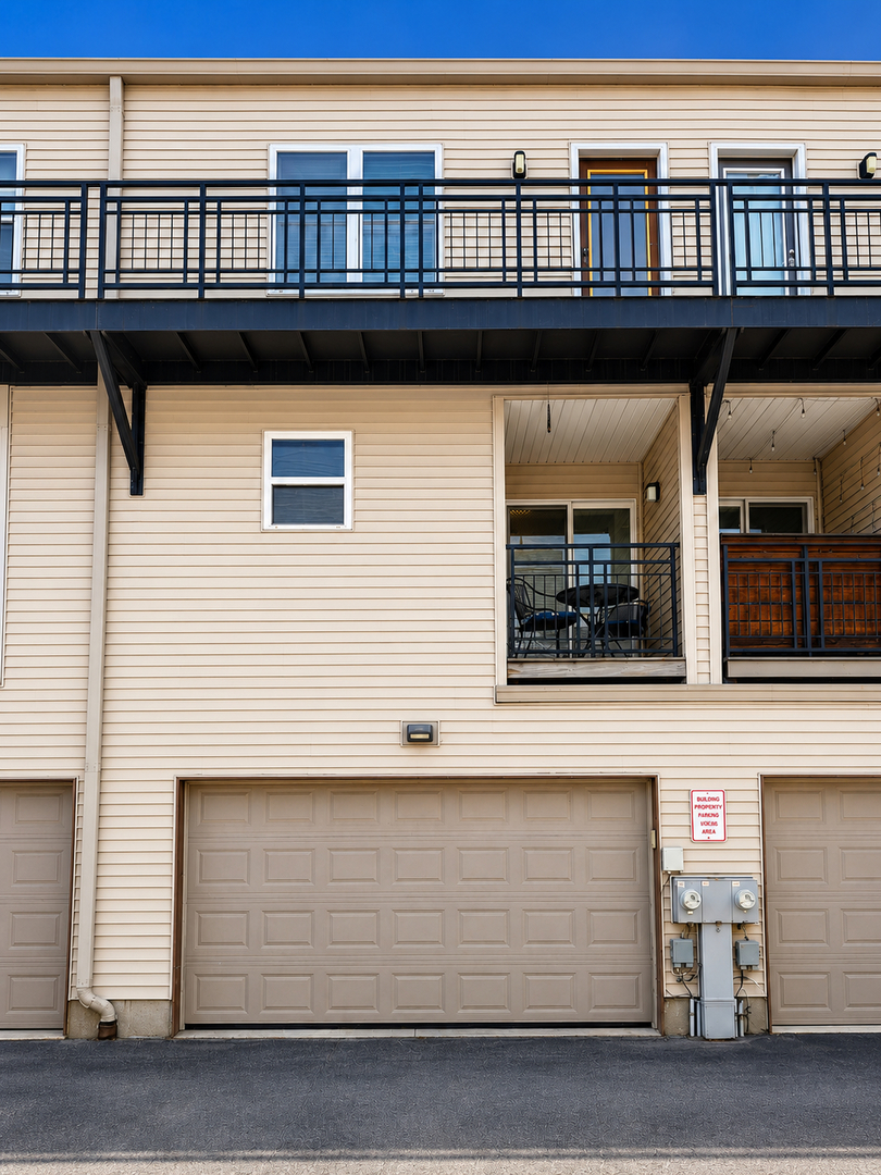 4851 N Pulaski Road