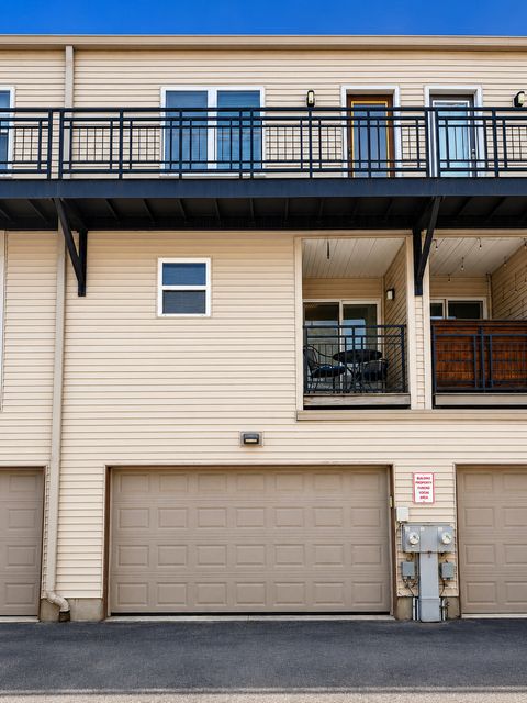 Tiny photo for 4851 N Pulaski Road, Chicago, IL 60630 (MLS # 12665497)