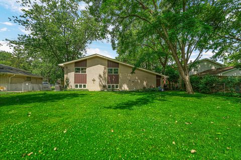Tiny photo for 13007 S Oak Park Avenue, Palos Heights, IL 60463 (MLS # 12508153)