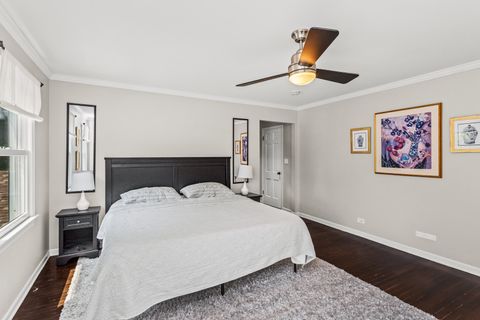 Tiny photo for 3850 Dauphine Avenue, Northbrook, IL 60062 (MLS # 12481605)