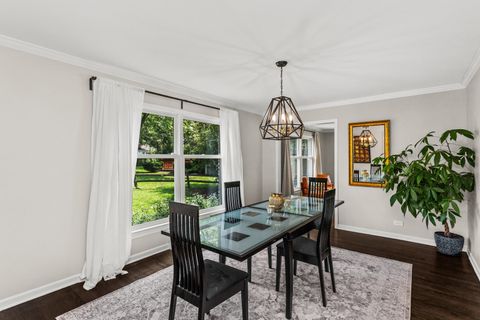 Tiny photo for 3850 Dauphine Avenue, Northbrook, IL 60062 (MLS # 12481605)