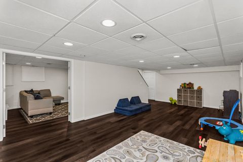 Tiny photo for 3850 Dauphine Avenue, Northbrook, IL 60062 (MLS # 12481605)