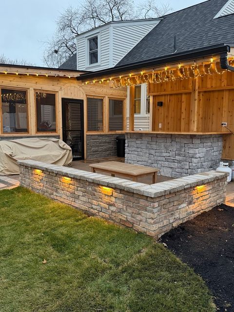 Tiny photo for 1025 Queen Anne Street, Woodstock, IL 60098 (MLS # 12565647)