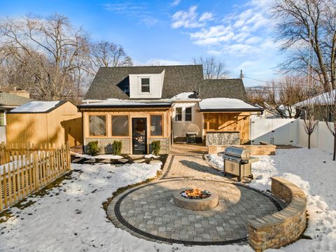 Tiny photo for 1025 Queen Anne Street, Woodstock, IL 60098 (MLS # 12565647)