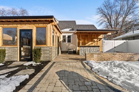 Tiny photo for 1025 Queen Anne Street, Woodstock, IL 60098 (MLS # 12565647)