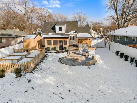 Tiny photo for 1025 Queen Anne Street, Woodstock, IL 60098 (MLS # 12565647)