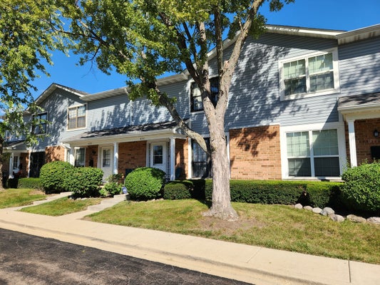 4141 CONTINENTAL DR, WAUKEGAN, IL 60087 - Image f0896cc70e8ddedb5a8408cdb07f1b29/1992737503