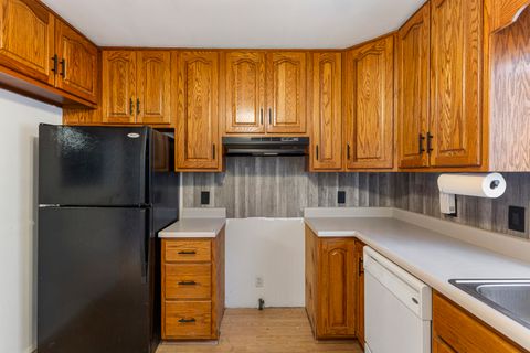 Tiny photo for 19 La Salle Drive, Decatur, IL 62521 (MLS # 12519824)