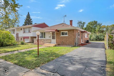 Tiny photo for 16354 Justine Street, Markham, IL 60428 (MLS # 12496711)