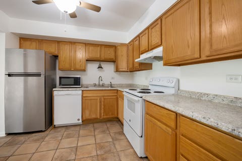 Tiny photo for 2214 S Goebbert Road #178, Arlington Heights, IL 60005 (MLS # 12676327)