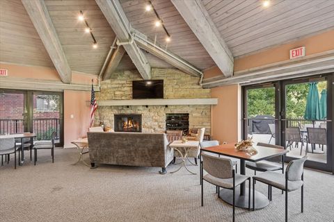 Tiny photo for 509 Aurora Avenue #209, Naperville, IL 60540 (MLS # 12490628)