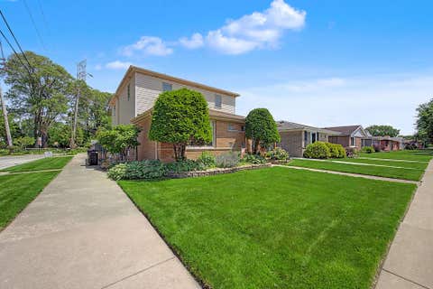 Tiny photo for 12801 S Exchange Avenue, Chicago, IL 60633 (MLS # 12662649)