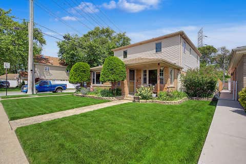Tiny photo for 12801 S Exchange Avenue, Chicago, IL 60633 (MLS # 12662649)