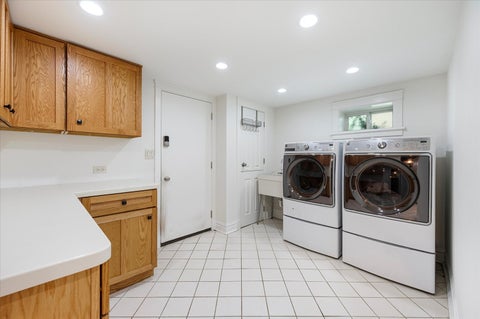 Tiny photo for 469 S York Street, Elmhurst, IL 60126 (MLS # 12789358)