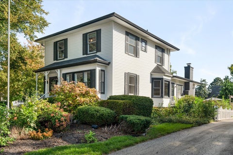Tiny photo for 469 S York Street, Elmhurst, IL 60126 (MLS # 12789358)