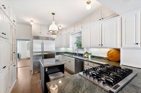 Tiny photo for 469 S York Street, Elmhurst, IL 60126 (MLS # 12789358)