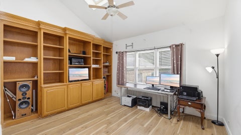 Tiny photo for 9427 S Saint Louis Avenue, Evergreen Park, IL 60805 (MLS # 12759649)