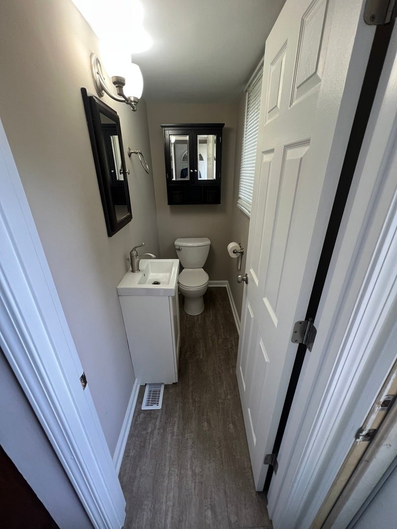 460 Mallview Lane