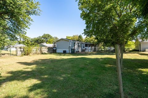 Tiny photo for 406 Park Street, Kappa, IL 61738 (MLS # 12471148)