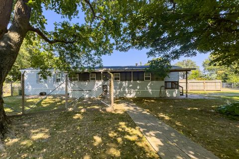 Tiny photo for 406 Park Street, Kappa, IL 61738 (MLS # 12471148)