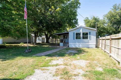 Tiny photo for 406 Park Street, Kappa, IL 61738 (MLS # 12471148)
