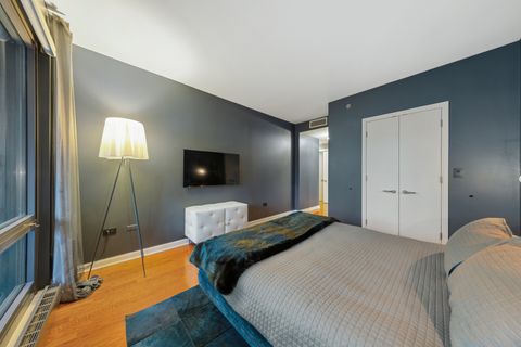 Tiny photo for 130 N Garland Court #2304, Chicago, IL 60602 (MLS # 12550518)