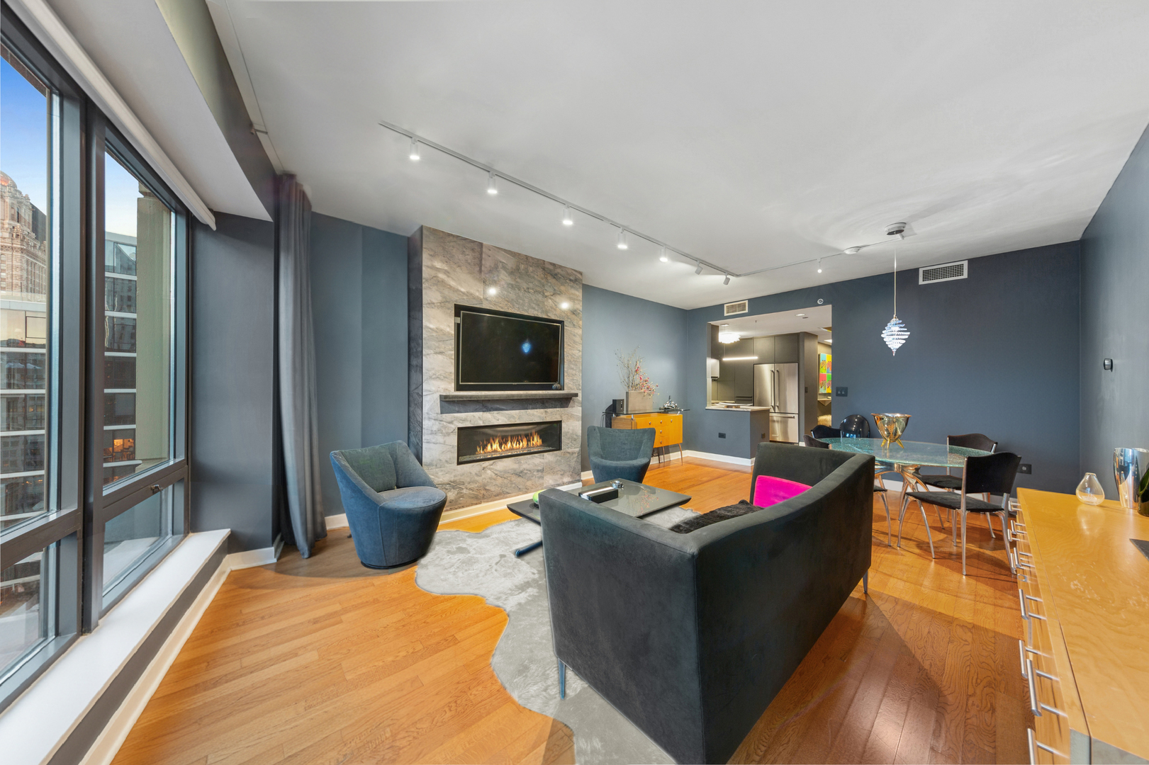 130 N Garland Court 2304