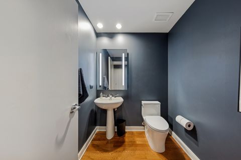 Tiny photo for 130 N Garland Court #2304, Chicago, IL 60602 (MLS # 12550518)