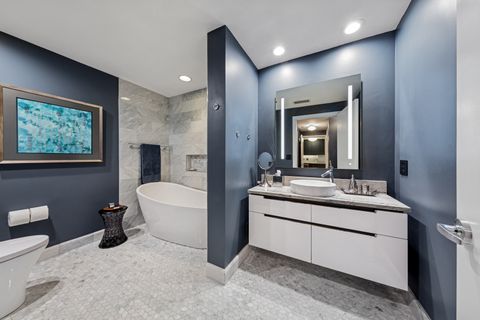 Tiny photo for 130 N Garland Court #2304, Chicago, IL 60602 (MLS # 12550518)