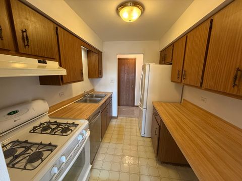 Tiny photo for 15723 Peggy Lane #11, Oak Forest, IL 60452 (MLS # 12631851)