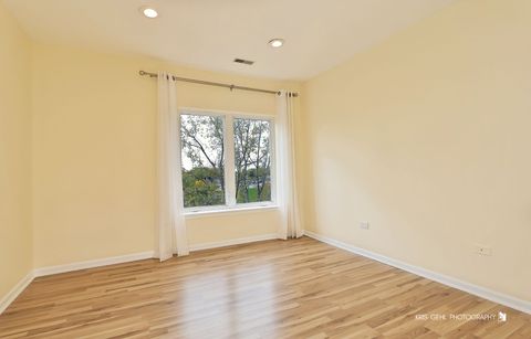 Tiny photo for 820 WEIDNER Road #401, Buffalo Grove, IL 60089 (MLS # 12500161)