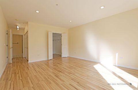 Tiny photo for 820 WEIDNER Road #401, Buffalo Grove, IL 60089 (MLS # 12500161)