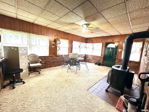 Tiny photo for 1 ESTATE Drive, Centralia, IL 62801 (MLS # EB458026)