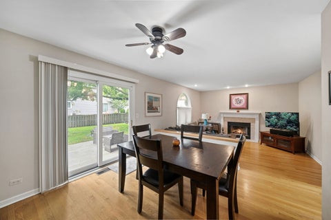 Tiny photo for 1570 Monterey Court, Gurnee, IL 60031 (MLS # 12763079)