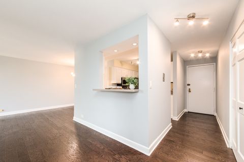 Tiny photo for 1110 Grove Street #4H, Downers Grove, IL 60515 (MLS # 12505321)