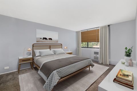 Tiny photo for 1110 Grove Street #4H, Downers Grove, IL 60515 (MLS # 12505321)