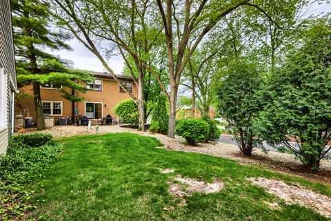 Tiny photo for 202 Stone Manor Circle, Batavia, IL 60510 (MLS # 12629647)