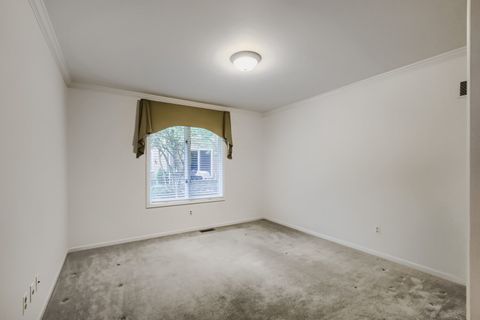 Tiny photo for 202 Stone Manor Circle, Batavia, IL 60510 (MLS # 12629647)