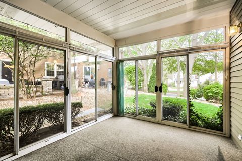 Tiny photo for 202 Stone Manor Circle, Batavia, IL 60510 (MLS # 12629647)