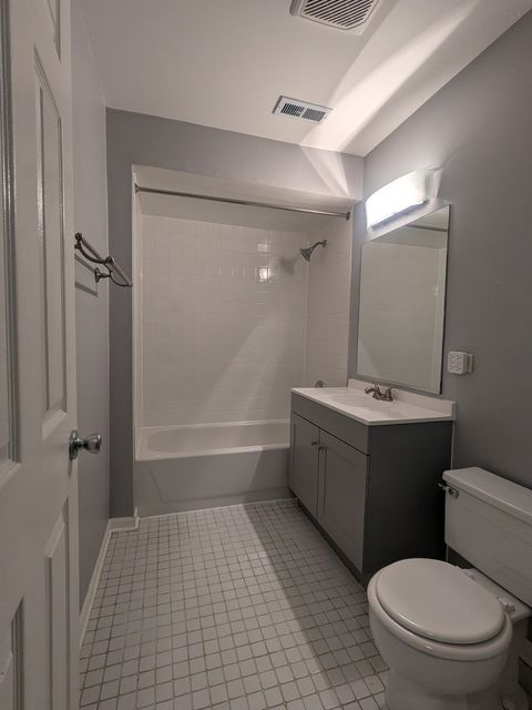 Tiny photo for 5231 N Winthrop Avenue #1S, Chicago, IL 60640 (MLS # 12505415)