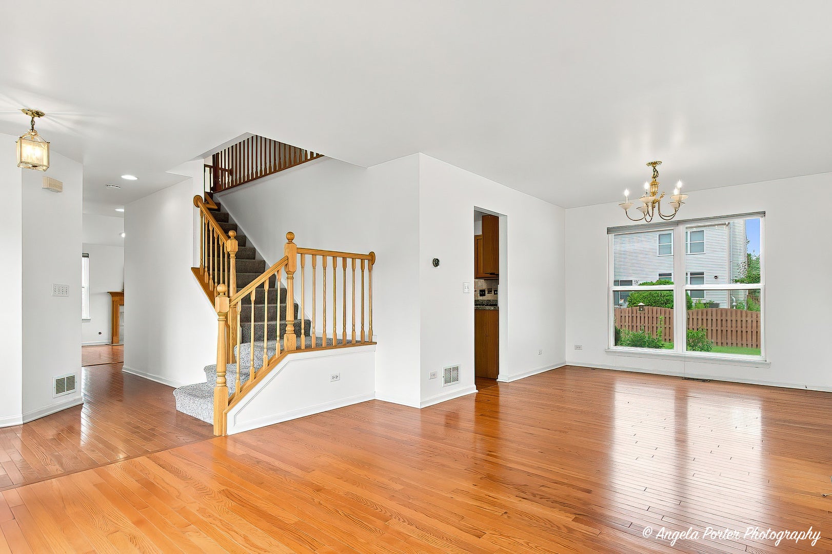 10570 Wing Pointe Drive