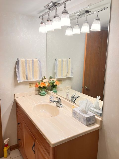 Tiny photo for 7401 Tiffany Drive #1E, Orland Park, IL 60462 (MLS # 12562591)