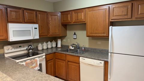 Tiny photo for 7401 Tiffany Drive #1E, Orland Park, IL 60462 (MLS # 12562591)