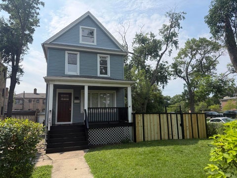 Photo of 1837 W 104th Street, Chicago, IL 60643 (MLS # 12726793)