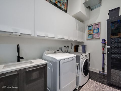 Tiny photo for 676 N Kingsbury Street #104, Chicago, IL 60654 (MLS # 12479080)