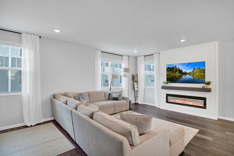 Tiny photo for 3209 Trillium Circle, Rolling Meadows, IL 60008 (MLS # 12555496)