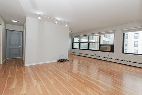 Tiny photo for 3420 N LAKE SHORE Drive #10H, Chicago, IL 60657 (MLS # 12710086)