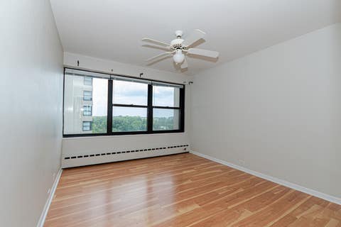 Tiny photo for 3420 N LAKE SHORE Drive #10H, Chicago, IL 60657 (MLS # 12710086)